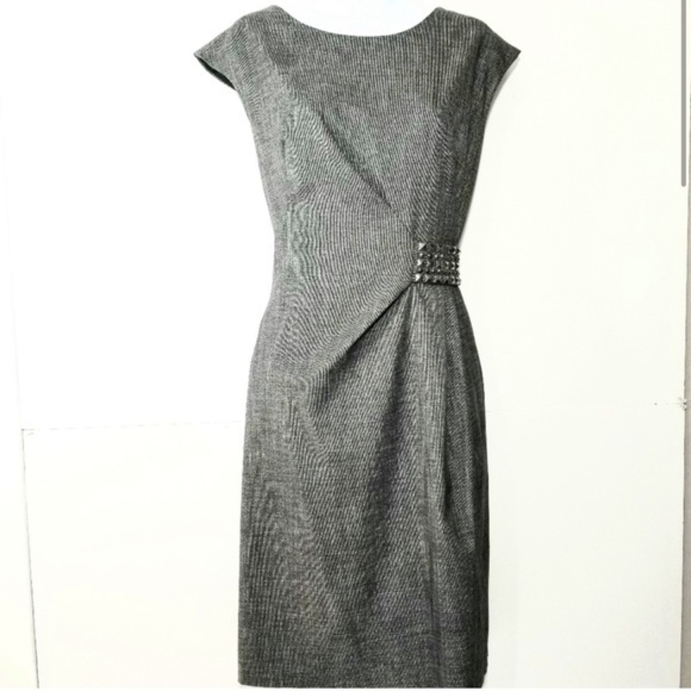 NWOT Donna Ricco New York Side Edgy Ruched Studded Trim Gray Shift Dress Size 4